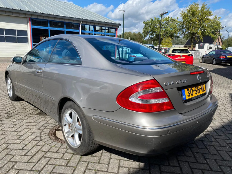 Mercedes-Benz CLK-Klasse C 200 KOMP. Autom. - Лек автомобил: снимка 3 Mercedes-Benz CLK-Klasse C 200 KOMP. Autom. - Лек автомобил: снимка 3