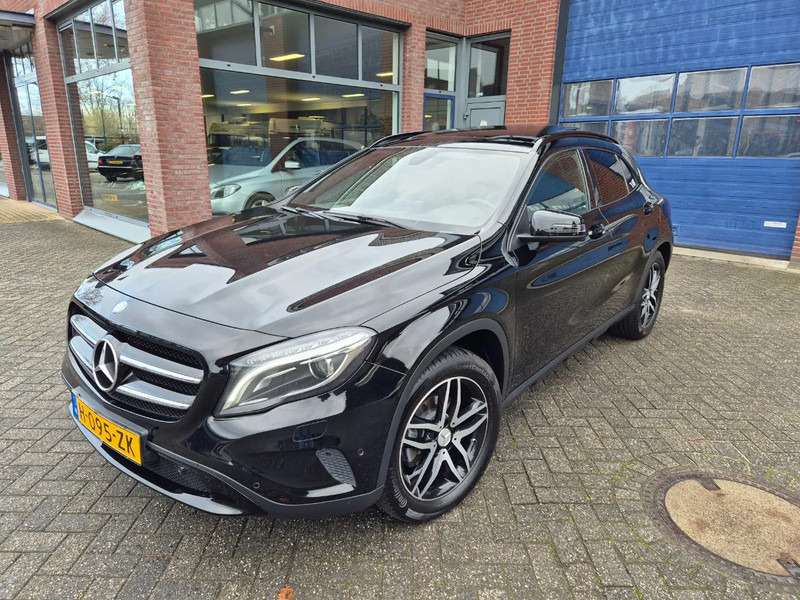 Mercedes-Benz GLA 200 AMG line. verkocht Automaat prestige - Лек автомобил: снимка 1 Mercedes-Benz GLA 200 AMG line. verkocht Automaat prestige - Лек автомобил: снимка 1