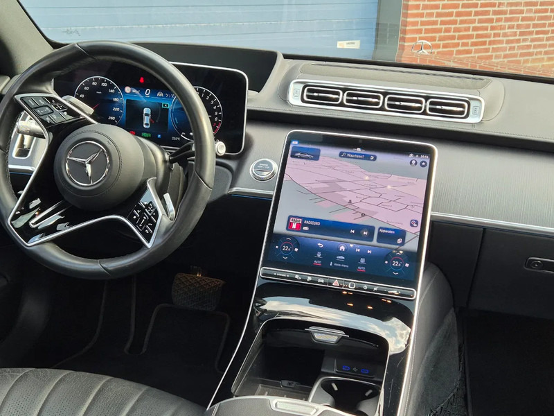 Лек автомобил Mercedes-Benz S-Klasse 580E 4 matic Lang AMG Line.: снимка 10