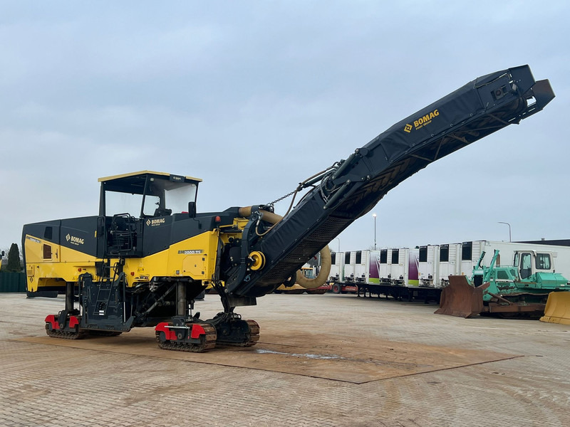 Техника за слагане на асфалт Bomag BM2000/75 Cold Planer: снимка 7 Техника за слагане на асфалт Bomag BM2000/75 Cold Planer: снимка 7