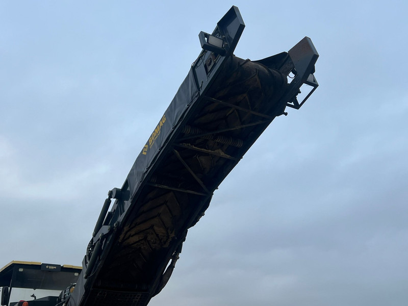 Техника за слагане на асфалт Bomag BM2000/75 Cold Planer: снимка 8 Техника за слагане на асфалт Bomag BM2000/75 Cold Planer: снимка 8