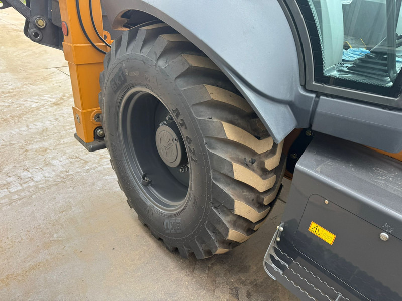 Нови Багер-товарач Case 570SV A/C 4x4 Telescopic boom: снимка 18