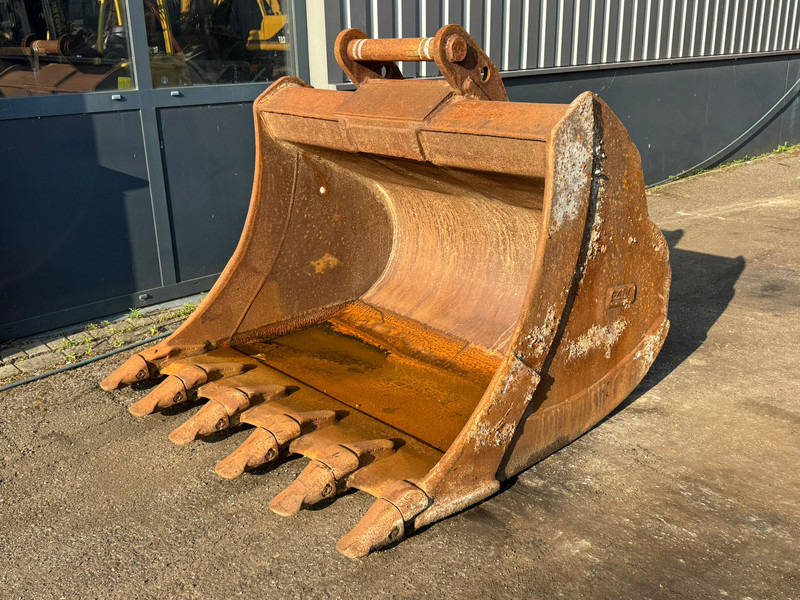 Case MS25 hh4-1600 dieplepel - Кофа: снимка 1 Case MS25 hh4-1600 dieplepel - Кофа: снимка 1