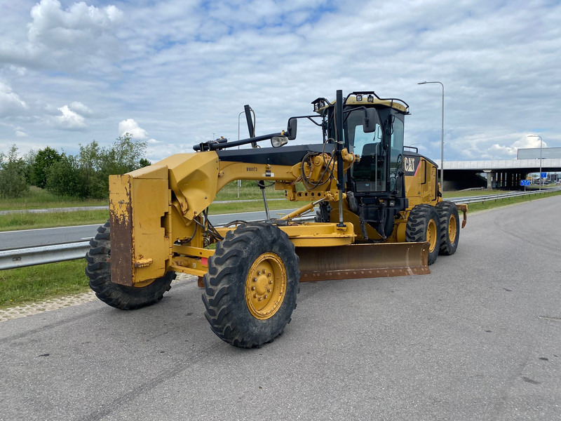 Caterpillar 140M - Грейдер: снимка 2 Caterpillar 140M - Грейдер: снимка 2