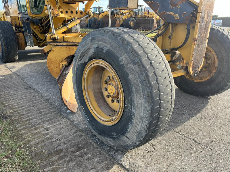Грейдер Caterpillar 160H: снимка 16