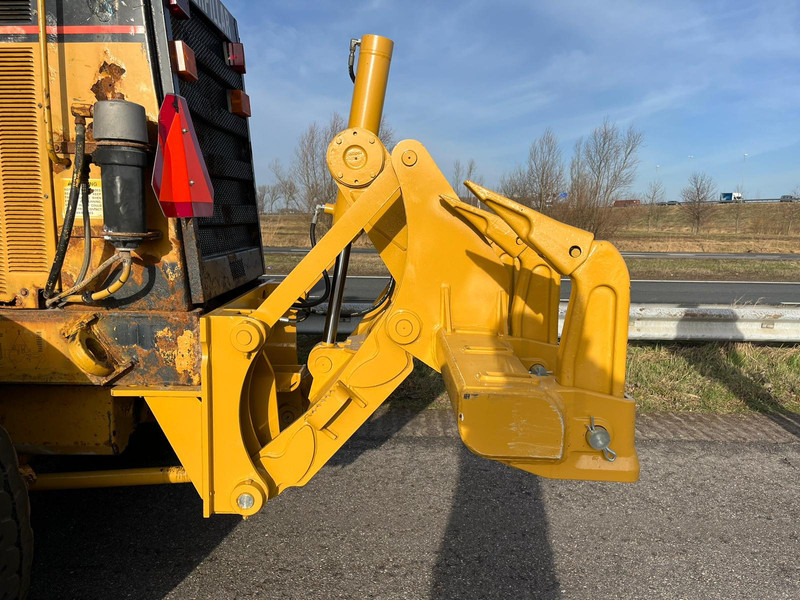 Грейдер Caterpillar 160H: снимка 9