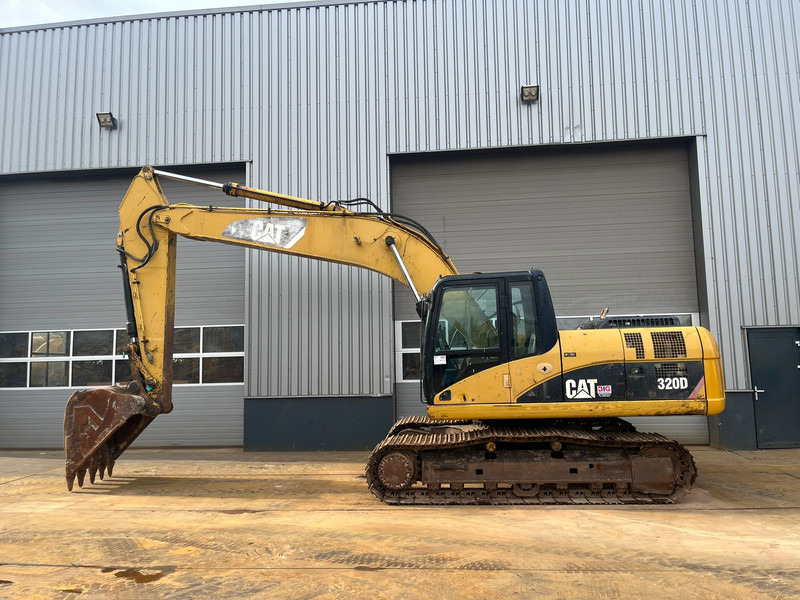 Caterpillar 320D - bucket with teeth - Верижен багер: снимка 1 Caterpillar 320D - bucket with teeth - Верижен багер: снимка 1