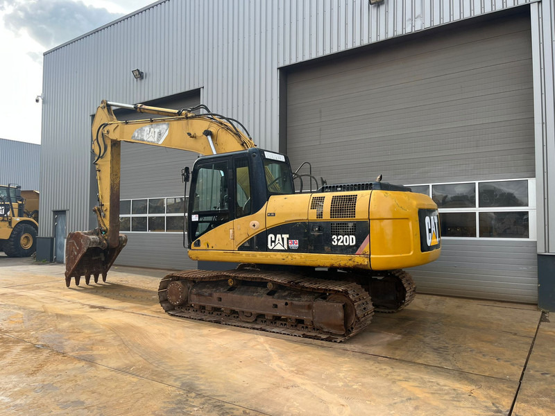 Caterpillar 320D - bucket with teeth - Верижен багер: снимка 3 Caterpillar 320D - bucket with teeth - Верижен багер: снимка 3