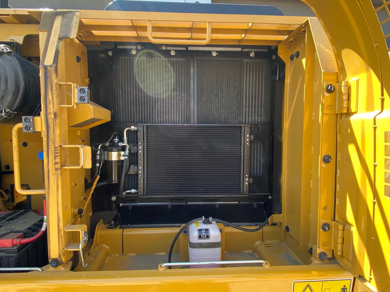 Лизинг на Caterpillar 320D3 - New export model Long Reach Caterpillar 320D3 - New export model Long Reach: снимка 12 Лизинг на Caterpillar 320D3 - New export model Long Reach Caterpillar 320D3 - New export model Long Reach: снимка 12