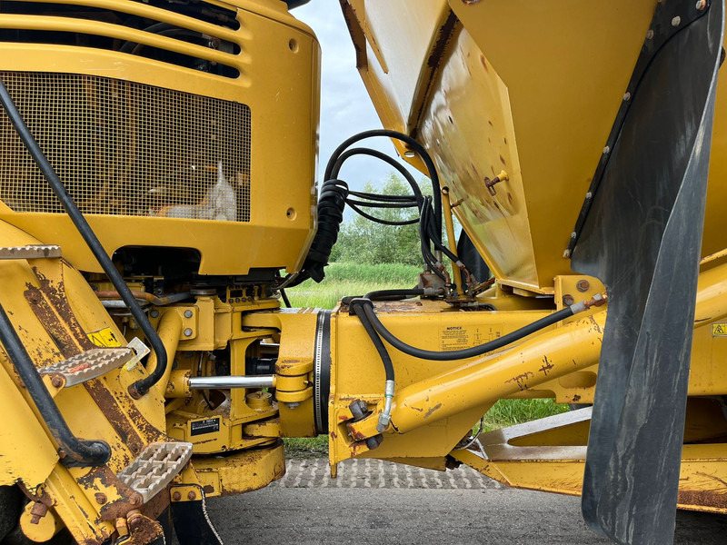 Лизинг на Caterpillar 730 Caterpillar 730: снимка 14