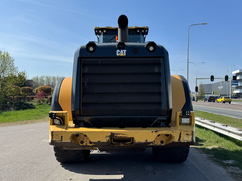 Caterpillar 980M - Колесен товарач: снимка 4 Caterpillar 980M - Колесен товарач: снимка 4