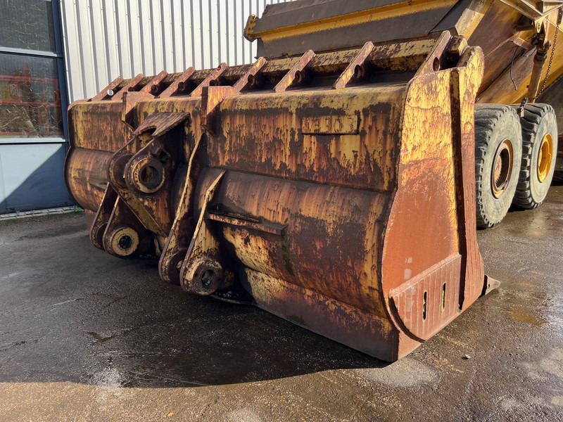 Caterpillar 990 - Кофа: снимка 4 Caterpillar 990 - Кофа: снимка 4