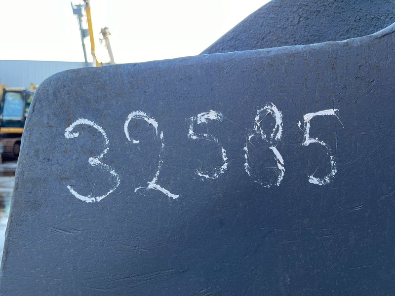 Кофа Caterpillar Bucket 950: снимка 10