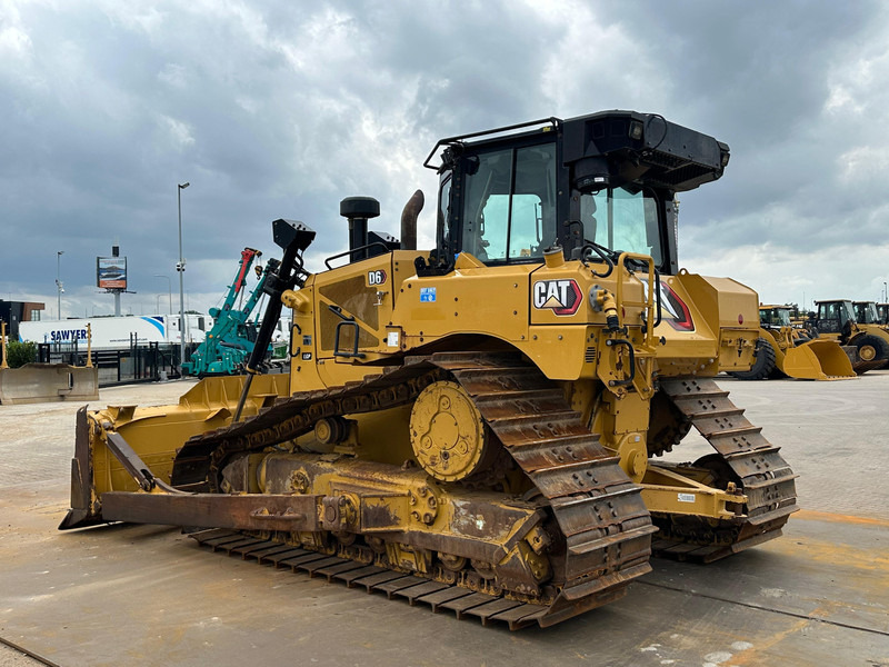 Caterpillar D6 LGP - Булдозер: снимка 3 Caterpillar D6 LGP - Булдозер: снимка 3