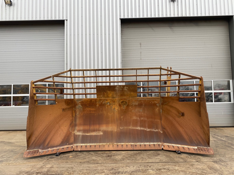 Caterpillar D9U Blade - Гребло: снимка 2 Caterpillar D9U Blade - Гребло: снимка 2