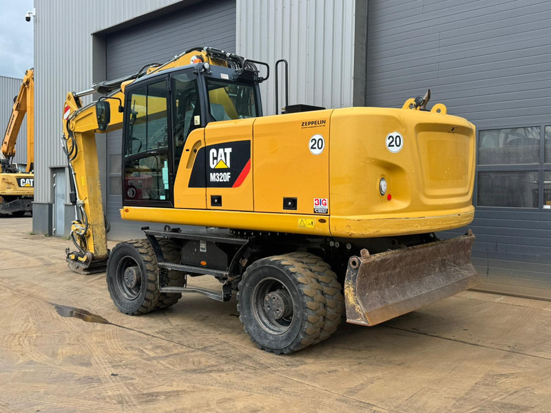 Caterpillar M320F - Колесен багер: снимка 3 Caterpillar M320F - Колесен багер: снимка 3