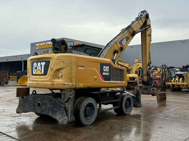 Caterpillar MH3022 - Багер за манипулиране на материали: снимка 5 Caterpillar MH3022 - Багер за манипулиране на материали: снимка 5