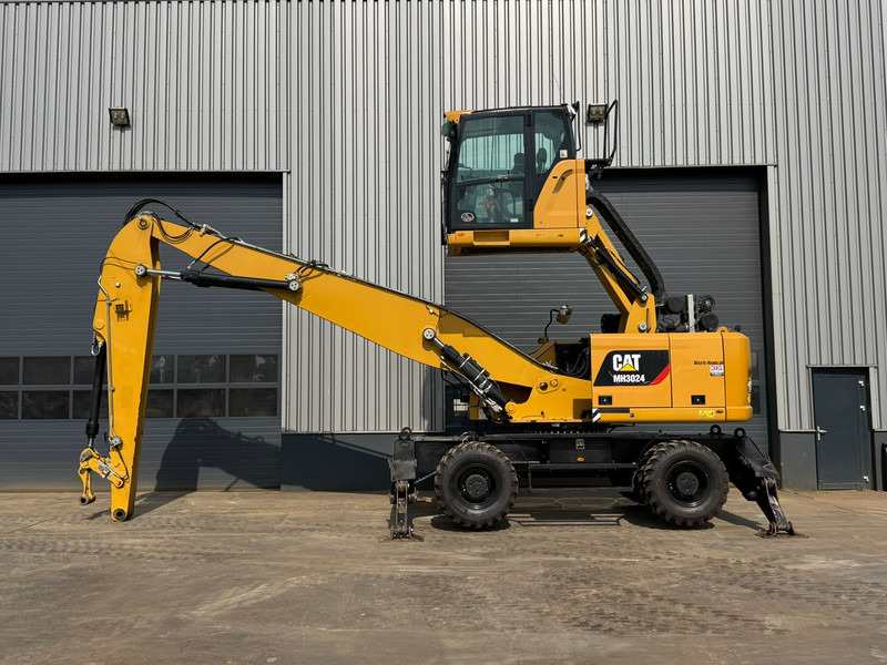 Caterpillar MH3024 - Багер за манипулиране на материали: снимка 1 Caterpillar MH3024 - Багер за манипулиране на материали: снимка 1