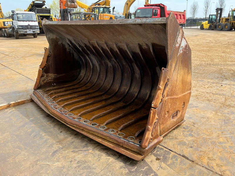 Doosan Bucket DL420-3 4500 l - Кофа: снимка 2 Doosan Bucket DL420-3 4500 l - Кофа: снимка 2