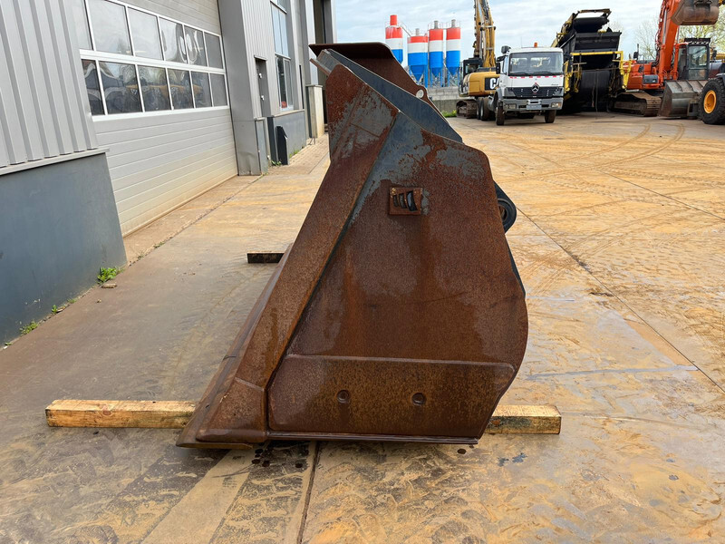 Doosan Bucket DL450 4600 l - Кофа: снимка 3 Doosan Bucket DL450 4600 l - Кофа: снимка 3