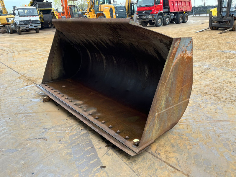 Doosan Bucket Doosan 3.5 CBM - Кофа: снимка 1 Doosan Bucket Doosan 3.5 CBM - Кофа: снимка 1