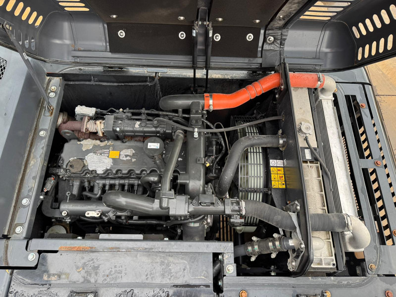 Верижен багер Doosan DX225LC-5: снимка 20