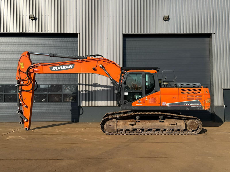 Doosan DX255NLC-5 - Верижен багер: снимка 1 Doosan DX255NLC-5 - Верижен багер: снимка 1