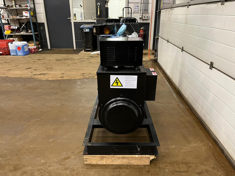 Giga power LT-W30GF 37.5 KVA Open generator - Електрогенератор: снимка 4 Giga power LT-W30GF 37.5 KVA Open generator - Електрогенератор: снимка 4