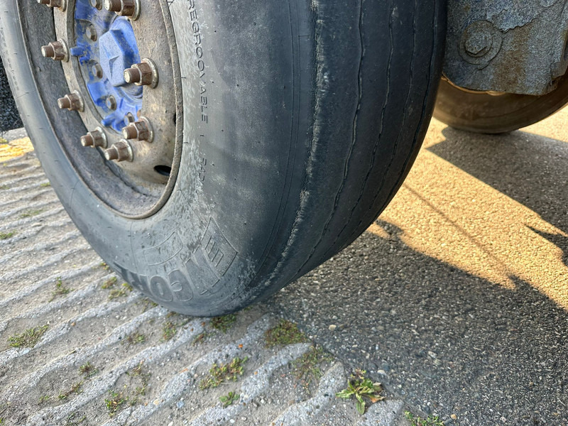 Рефрижератор полуремарке Gray and Adams Meat Hook Thermo King SLXE 400: снимка 9 Рефрижератор полуремарке Gray and Adams Meat Hook Thermo King SLXE 400: снимка 9