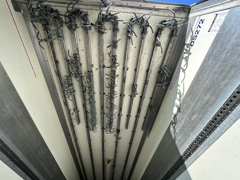 Рефрижератор полуремарке Gray and Adams Meat Hook Thermo King SLXE 400: снимка 7 Рефрижератор полуремарке Gray and Adams Meat Hook Thermo King SLXE 400: снимка 7
