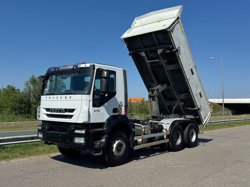 Iveco Trakker 410 6x4 Kipper - Самосвал камион: снимка 1 Iveco Trakker 410 6x4 Kipper - Самосвал камион: снимка 1