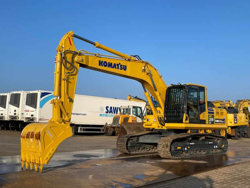Komatsu PC210LC-10MO - Верижен багер: снимка 2 Komatsu PC210LC-10MO - Верижен багер: снимка 2