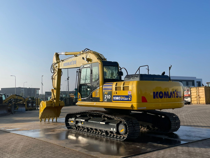 Komatsu PC210LC-10MO - Верижен багер: снимка 3 Komatsu PC210LC-10MO - Верижен багер: снимка 3