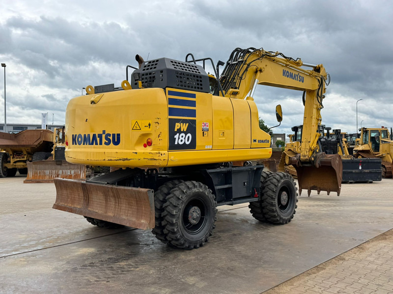 Komatsu PW180-11 - Колесен багер: снимка 5 Komatsu PW180-11 - Колесен багер: снимка 5