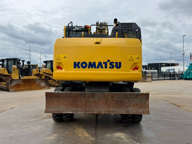 Komatsu PW180-11 - Колесен багер: снимка 4 Komatsu PW180-11 - Колесен багер: снимка 4