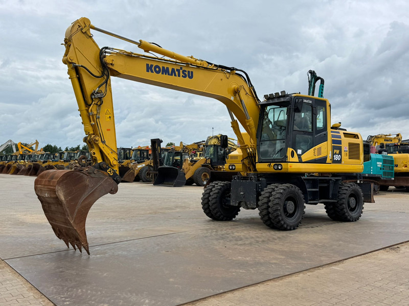 Komatsu PW180-11 - Колесен багер: снимка 2 Komatsu PW180-11 - Колесен багер: снимка 2
