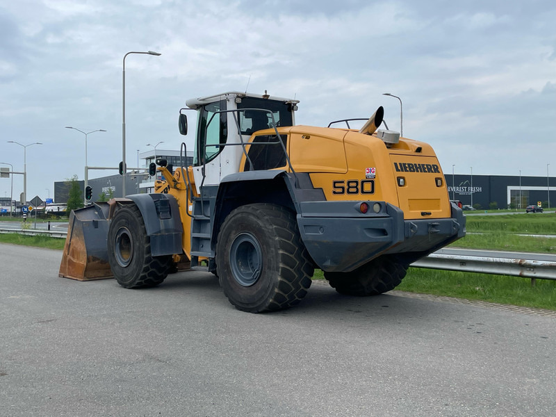 Liebherr L580 - Колесен товарач: снимка 3 Liebherr L580 - Колесен товарач: снимка 3