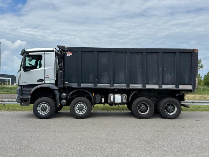 MERCEDESBENZ Arocs 4848 8x8 tipper - Самосвал камион: снимка 2 MERCEDESBENZ Arocs 4848 8x8 tipper - Самосвал камион: снимка 2