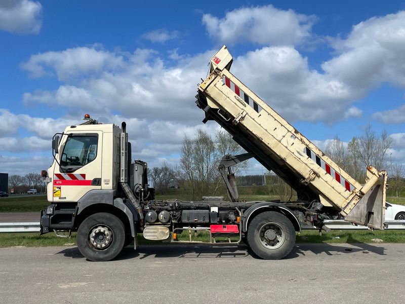 Renault Kerax 320 4x2 Kipper - Самосвал камион: снимка 2 Renault Kerax 320 4x2 Kipper - Самосвал камион: снимка 2