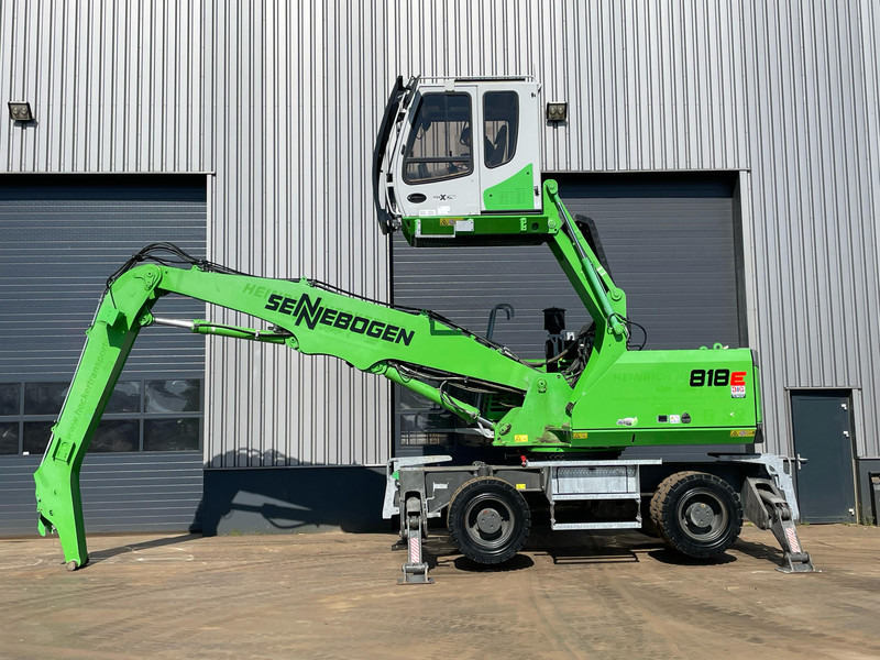 Sennebogen 818E - Багер за манипулиране на материали: снимка 2 Sennebogen 818E - Багер за манипулиране на материали: снимка 2