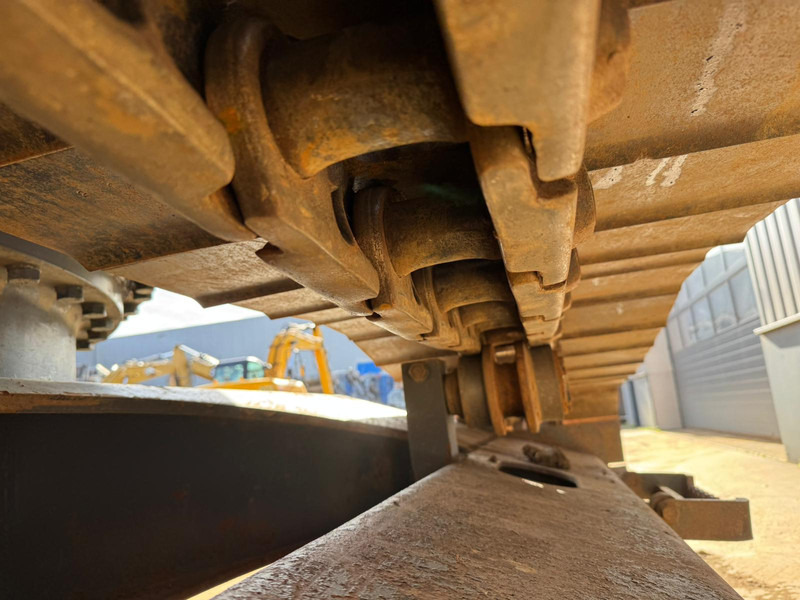 Верижен багер Volvo EC250ENL: снимка 19