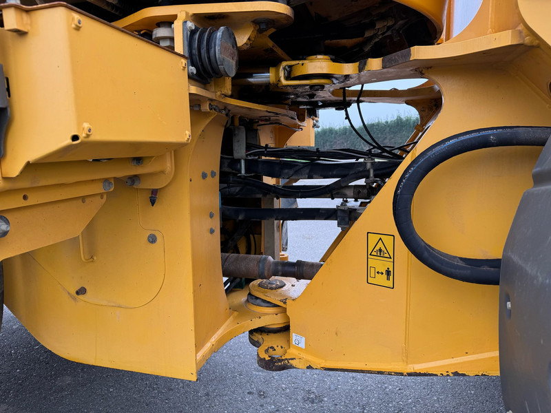 Колесен товарач Volvo L110H: снимка 18