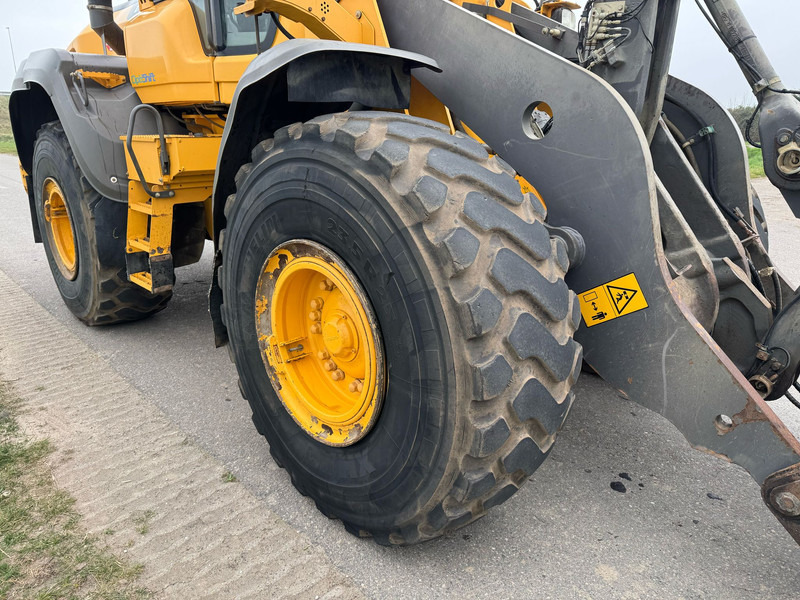 Колесен товарач Volvo L110H: снимка 16