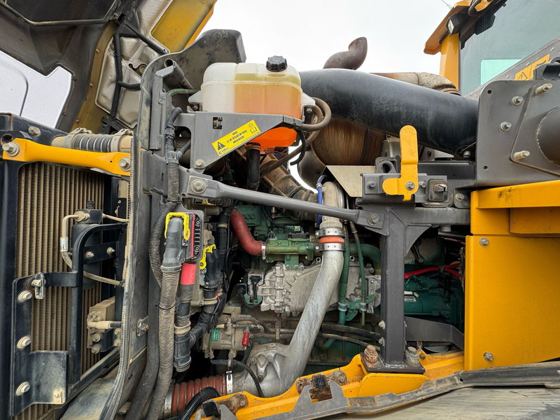 Колесен товарач Volvo L110H: снимка 20
