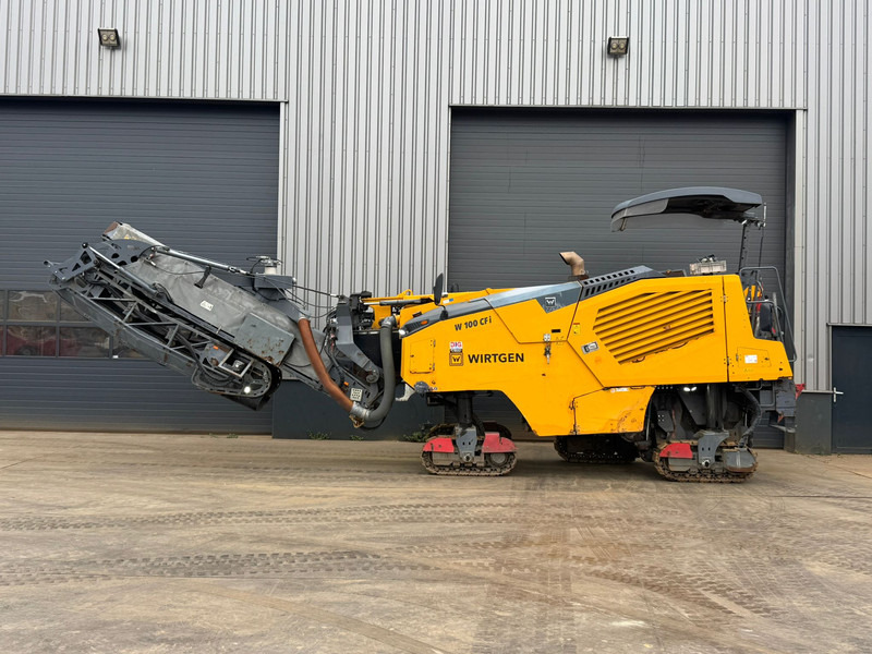 Wirtgen W100CFI - Техника за слагане на асфалт: снимка 1 Wirtgen W100CFI - Техника за слагане на асфалт: снимка 1