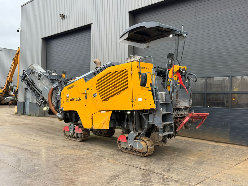 Wirtgen W100CFI - Техника за слагане на асфалт: снимка 2 Wirtgen W100CFI - Техника за слагане на асфалт: снимка 2