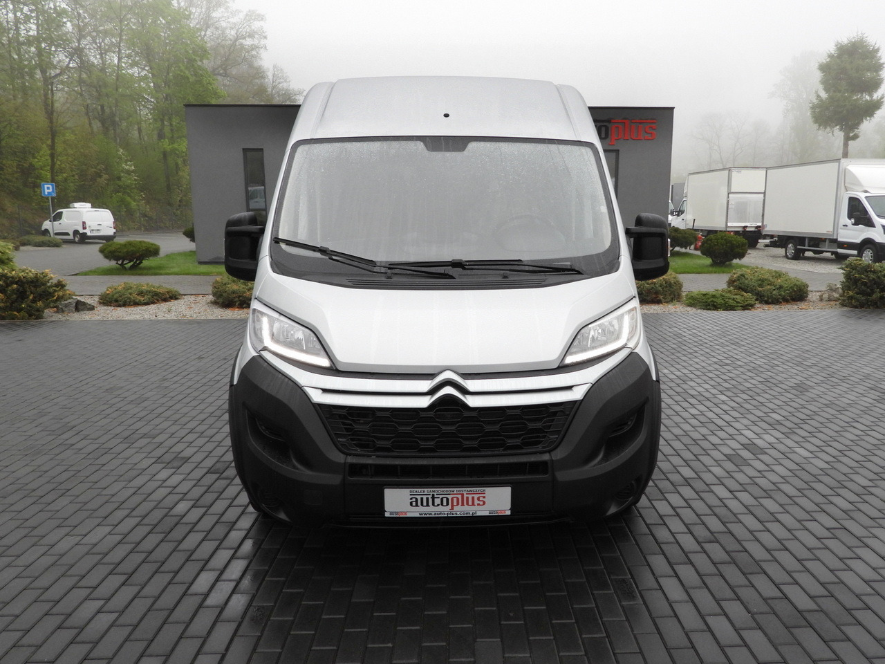 CITROEN JUMPER BOX DELIVERY VAN 7 SEATS CRUISE CONTROL LED LIGHTS AIR CONDITIONING 165HP - Товарен бус: снимка 5 CITROEN JUMPER BOX DELIVERY VAN 7 SEATS CRUISE CONTROL LED LIGHTS AIR CONDITIONING 165HP - Товарен бус: снимка 5