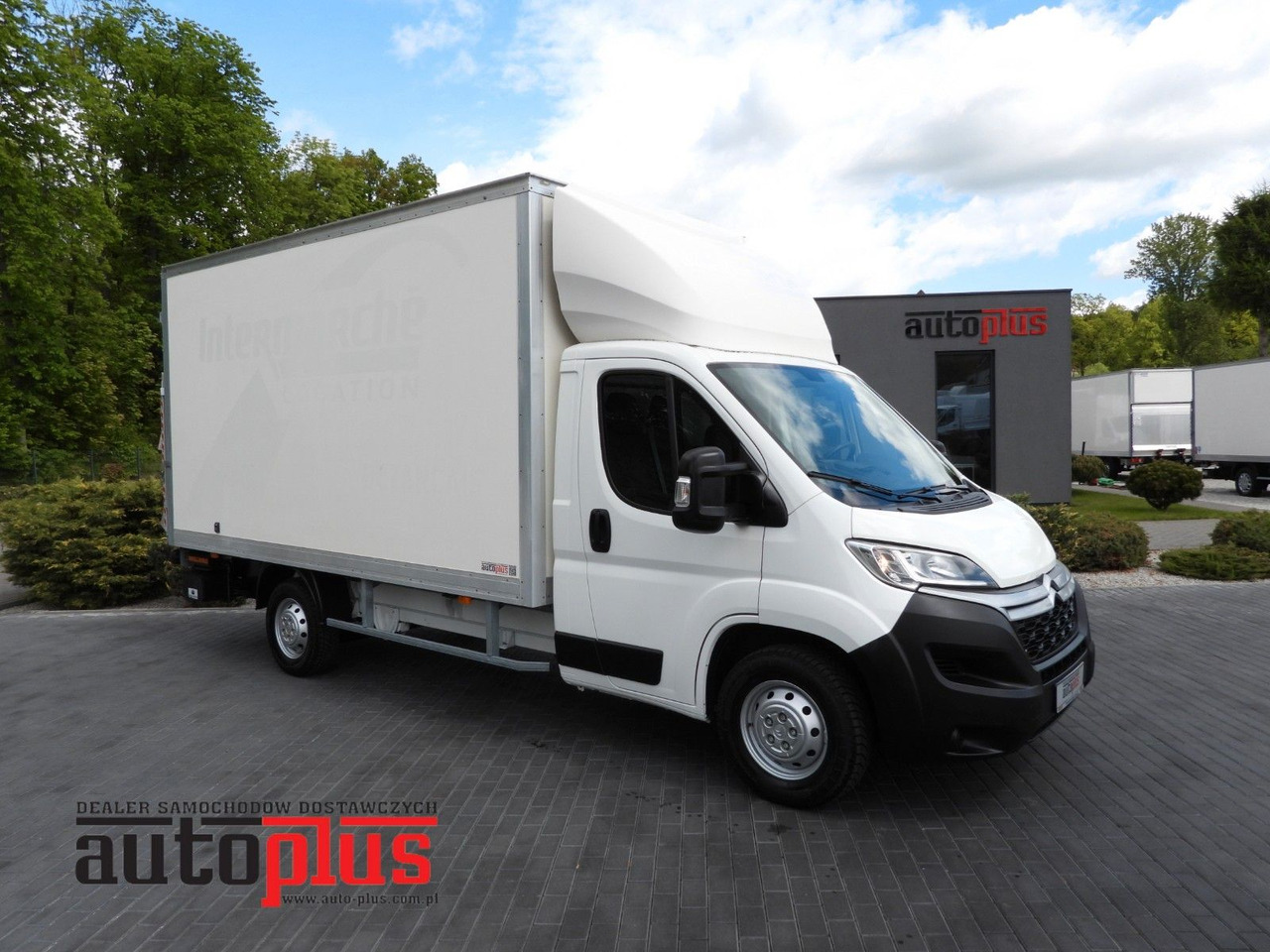 Citroën JUMPER KOFFER AUFZUG 8 PALETTEN TEMPOMAT NAVI Citroën JUMPER KOFFER AUFZUG 8 PALETTEN TEMPOMAT NAVI - Лекотоварен автомобил фургон: снимка 1 Citroën JUMPER KOFFER AUFZUG 8 PALETTEN TEMPOMAT NAVI Citroën JUMPER KOFFER AUFZUG 8 PALETTEN TEMPOMAT NAVI - Лекотоварен автомобил фургон: снимка 1
