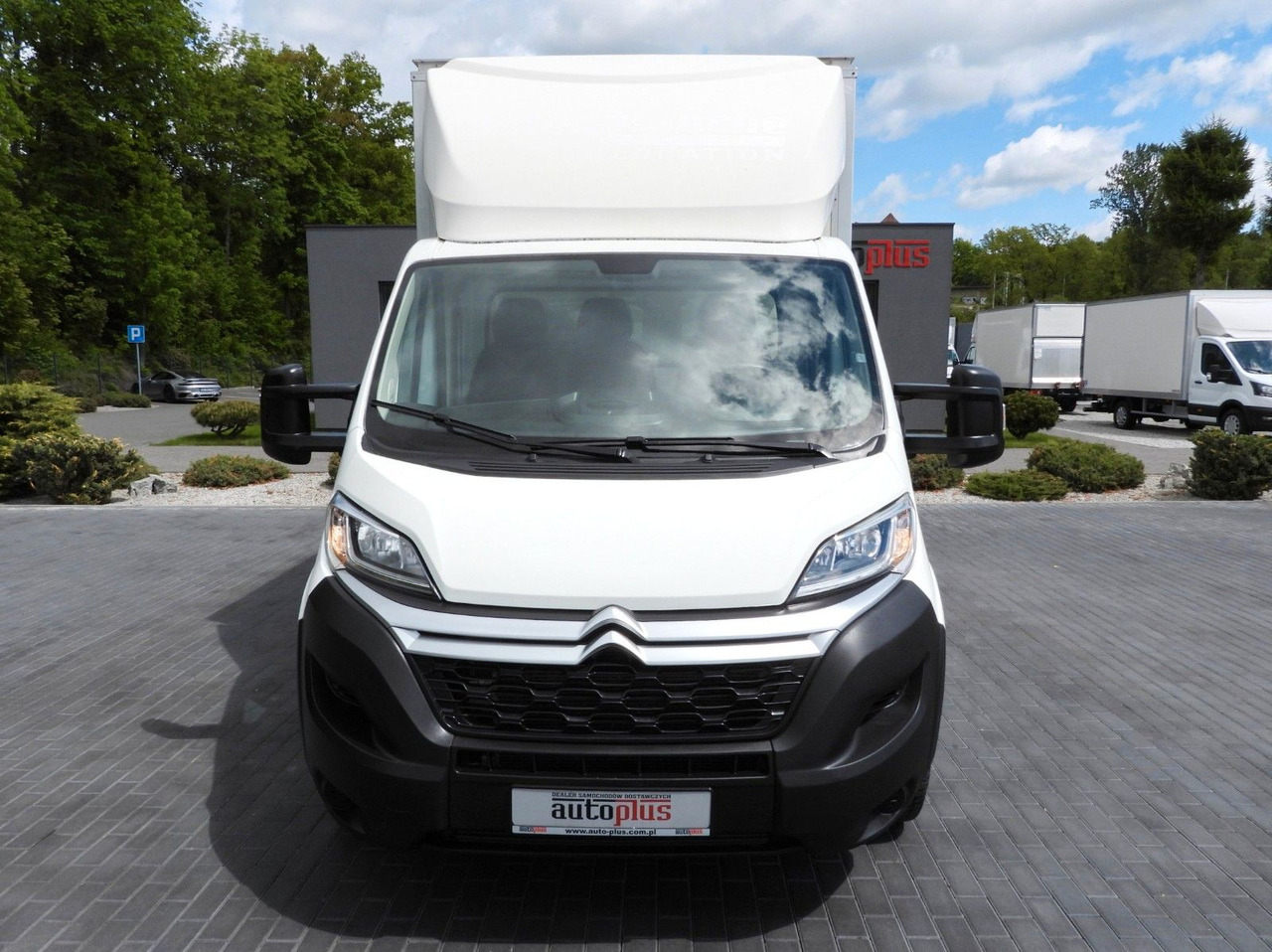 Citroën JUMPER KOFFER AUFZUG 8 PALETTEN TEMPOMAT NAVI Citroën JUMPER KOFFER AUFZUG 8 PALETTEN TEMPOMAT NAVI - Лекотоварен автомобил фургон: снимка 5 Citroën JUMPER KOFFER AUFZUG 8 PALETTEN TEMPOMAT NAVI Citroën JUMPER KOFFER AUFZUG 8 PALETTEN TEMPOMAT NAVI - Лекотоварен автомобил фургон: снимка 5