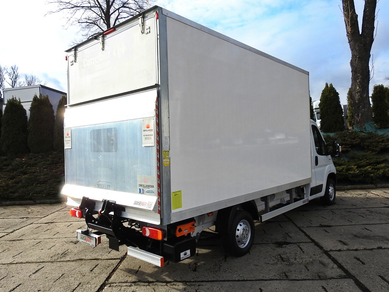 FIAT DUCATO BOX LIFT 8 PALLETS CRUISE CONTROL NAVIGATION AIR CONDITIONING LED LIGHTS 130HP - Лекотоварен автомобил фургон: снимка 3 FIAT DUCATO BOX LIFT 8 PALLETS CRUISE CONTROL NAVIGATION AIR CONDITIONING LED LIGHTS 130HP - Лекотоварен автомобил фургон: снимка 3